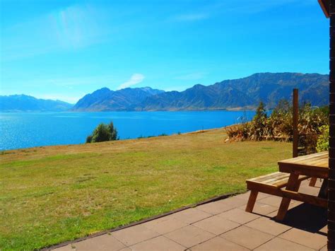 wanaka holiday rentals 5 (88 Reviews) Cabin Alpine View Lodge Air Conditioner Parking Designated Smoking Area  Explore an array of Wanaka, NZ vacation rentals, including chalets, private villas & more bookable online